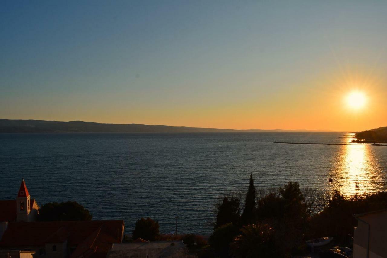 Cosy Sunset Apartment Omis Exterior photo